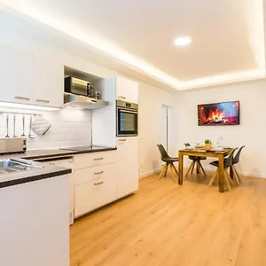 Apartment Centerapartments Marienstrasse Dusseldorf